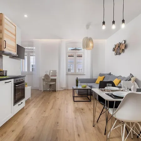Cozy On Korzo Apartment